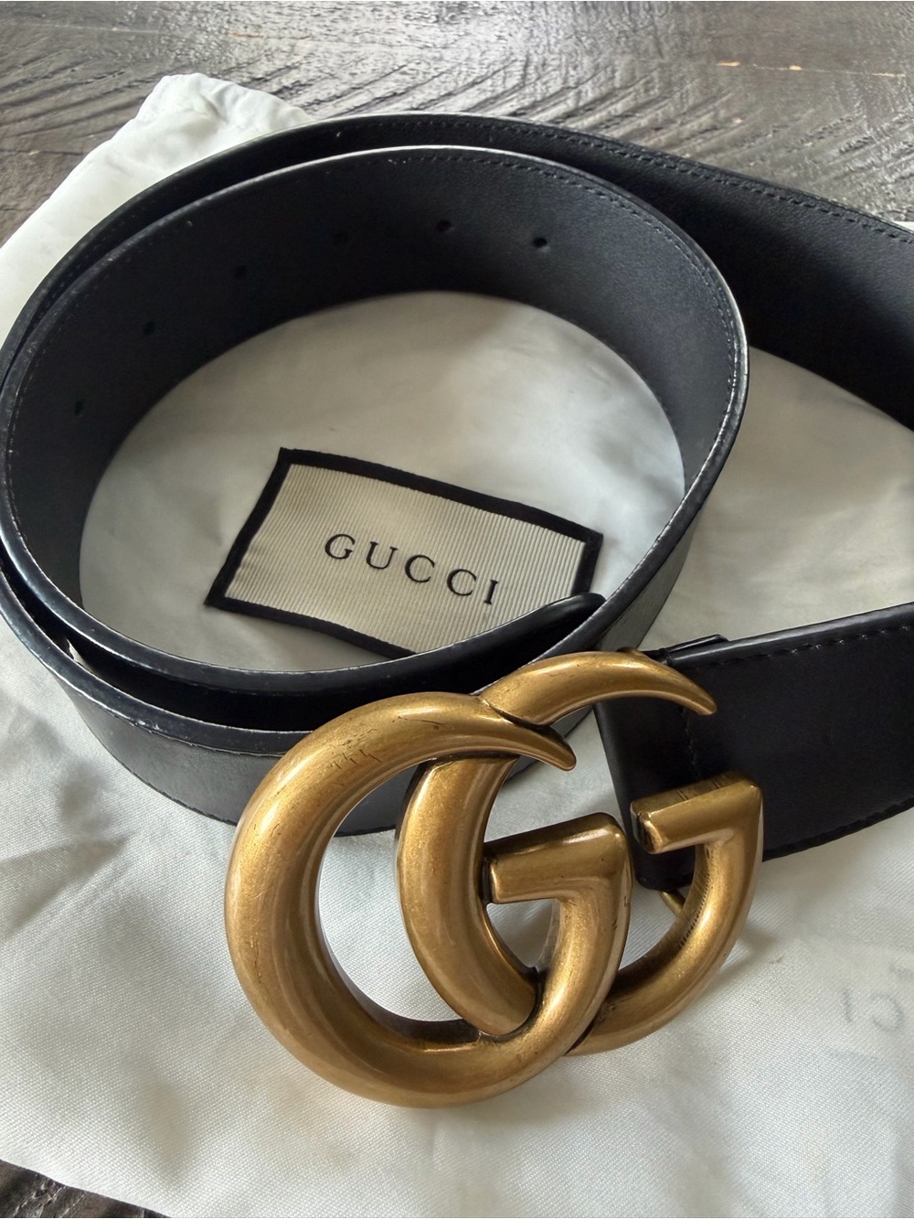 Gucci Black Leather Belt with Antique Gold Double-G Buckle - Picture 9 of 9